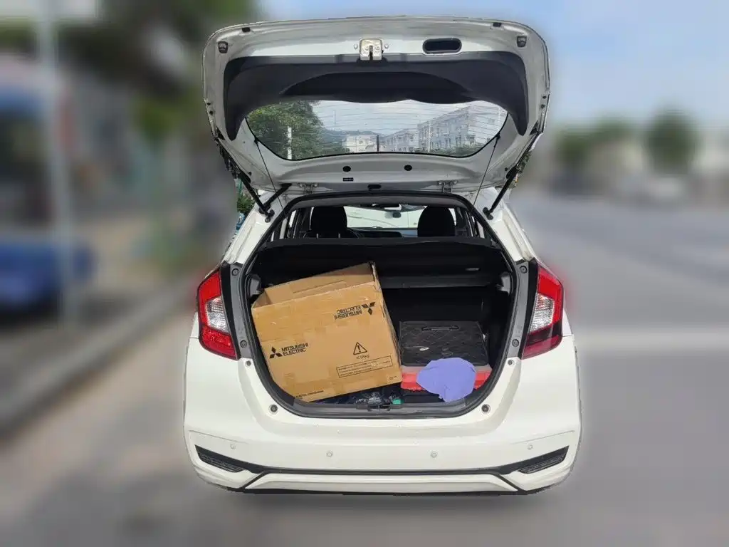 Honda Fit 2018 — фото 16