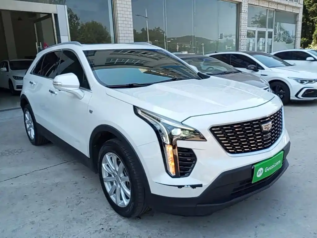 Cadillac XT4 2020 — фото 4