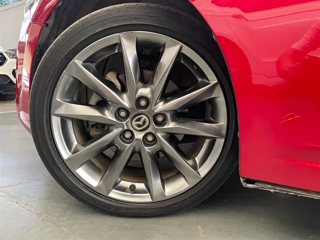 Mazda 3 Axela 2018 — фото 18