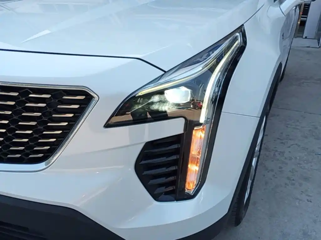 Cadillac XT4 2020 — фото 24