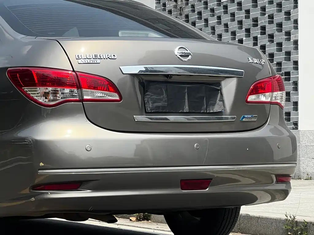 Nissan Sylphy 2010 — фото 15
