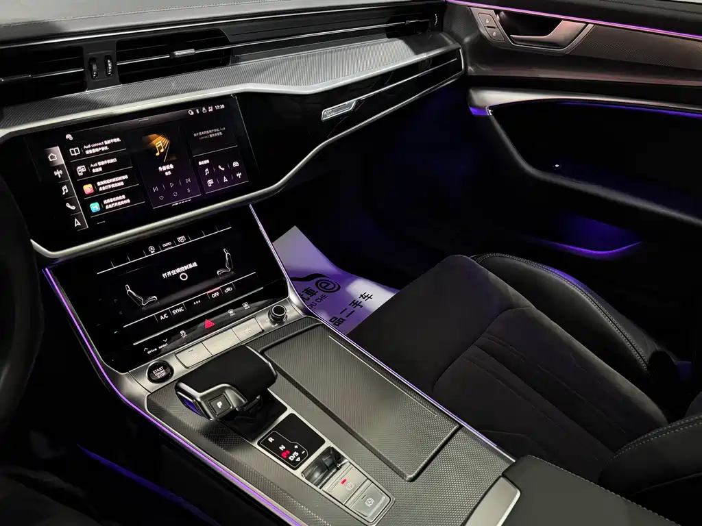 Audi A6L 2024 — фото 20