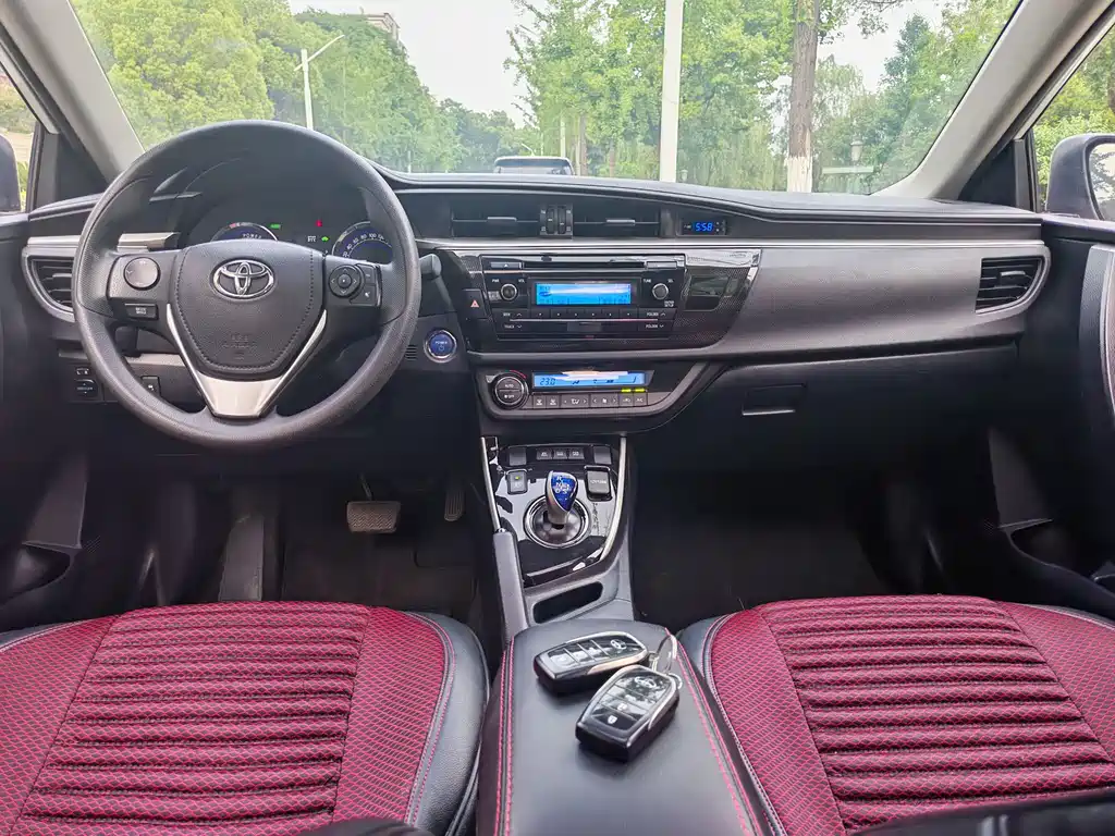 Toyota Levin 2017 — фото 13