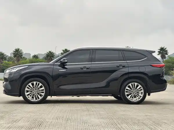 Toyota Highlander 2022