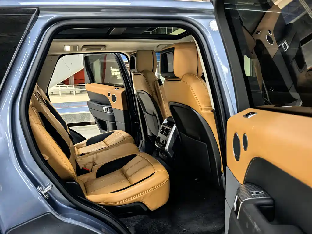 Land Rover Sport 2022 — фото 22