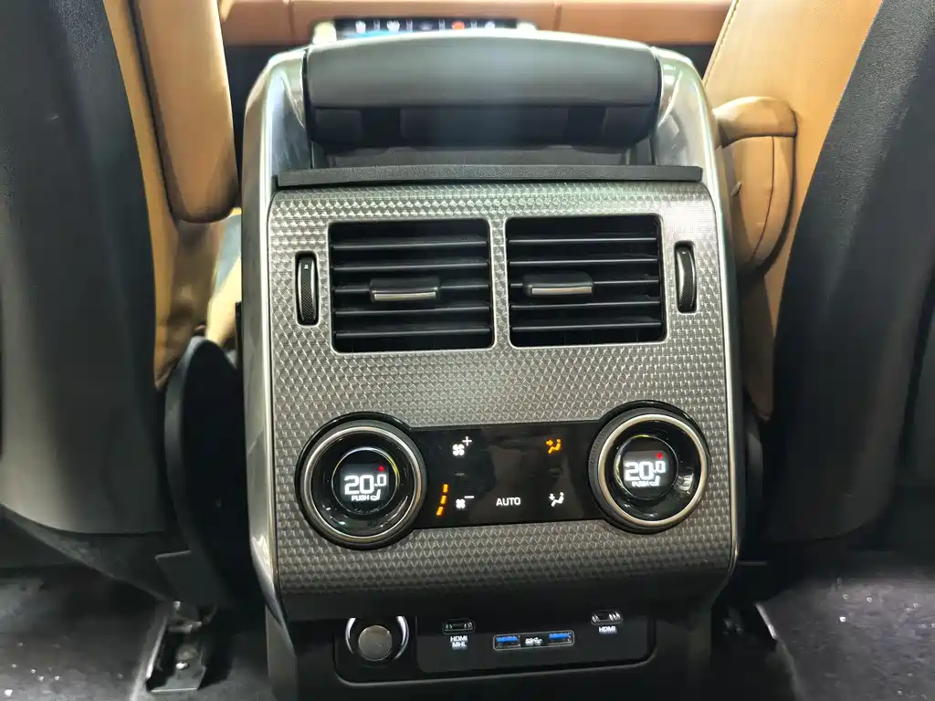 Land Rover Sport 2022 — фото 19