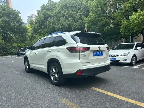 Toyota Highlander 2017