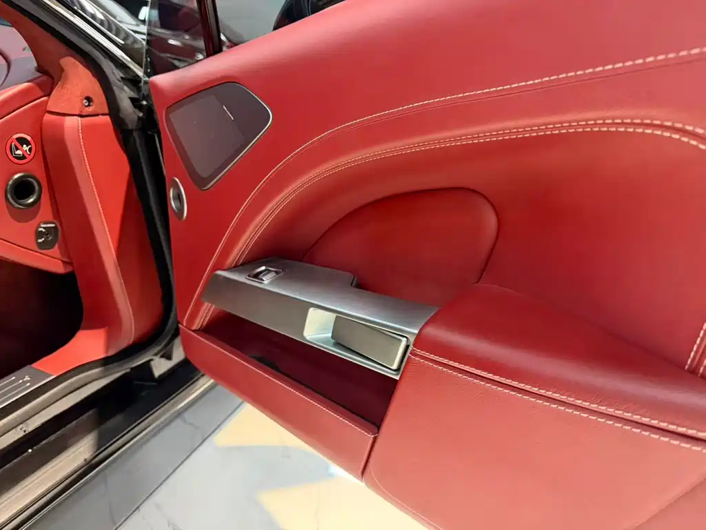 Aston Martin Rapide 2014 — фото 15