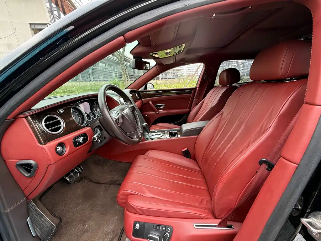 Bentley Flying Spur 2015 — фото 8