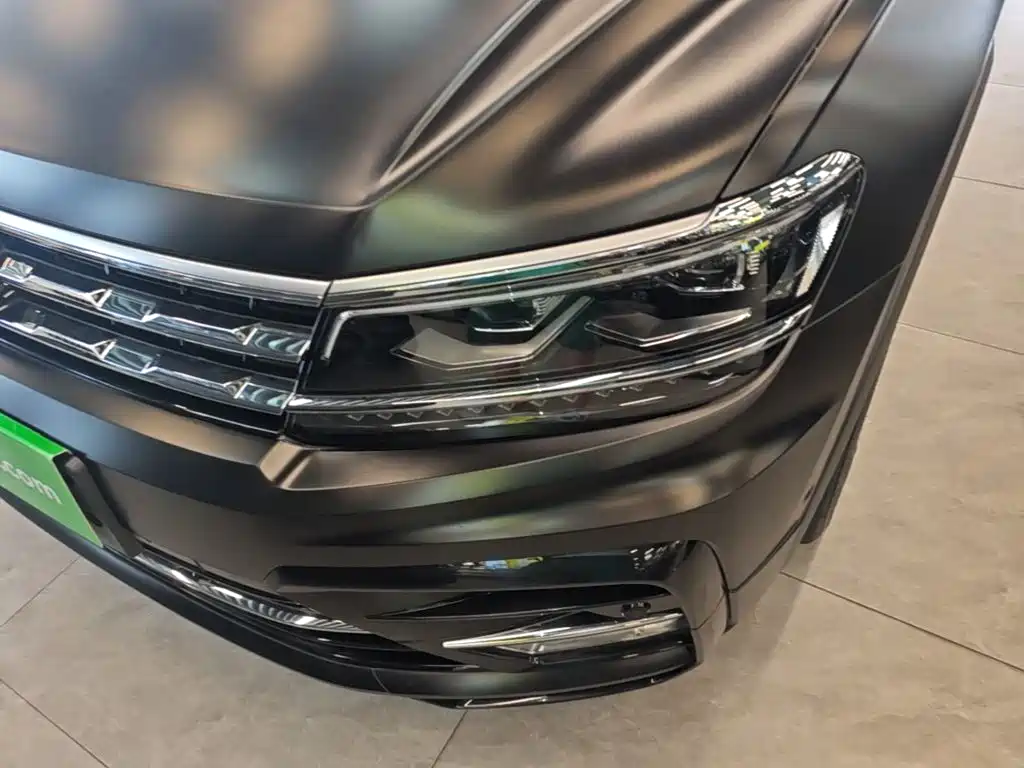 Volkswagen Tiguan L 2021 — фото 24