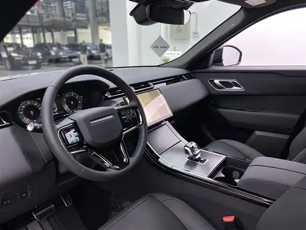 Land Rover Range Rover Velar 2024