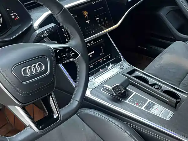Audi A6L 2024