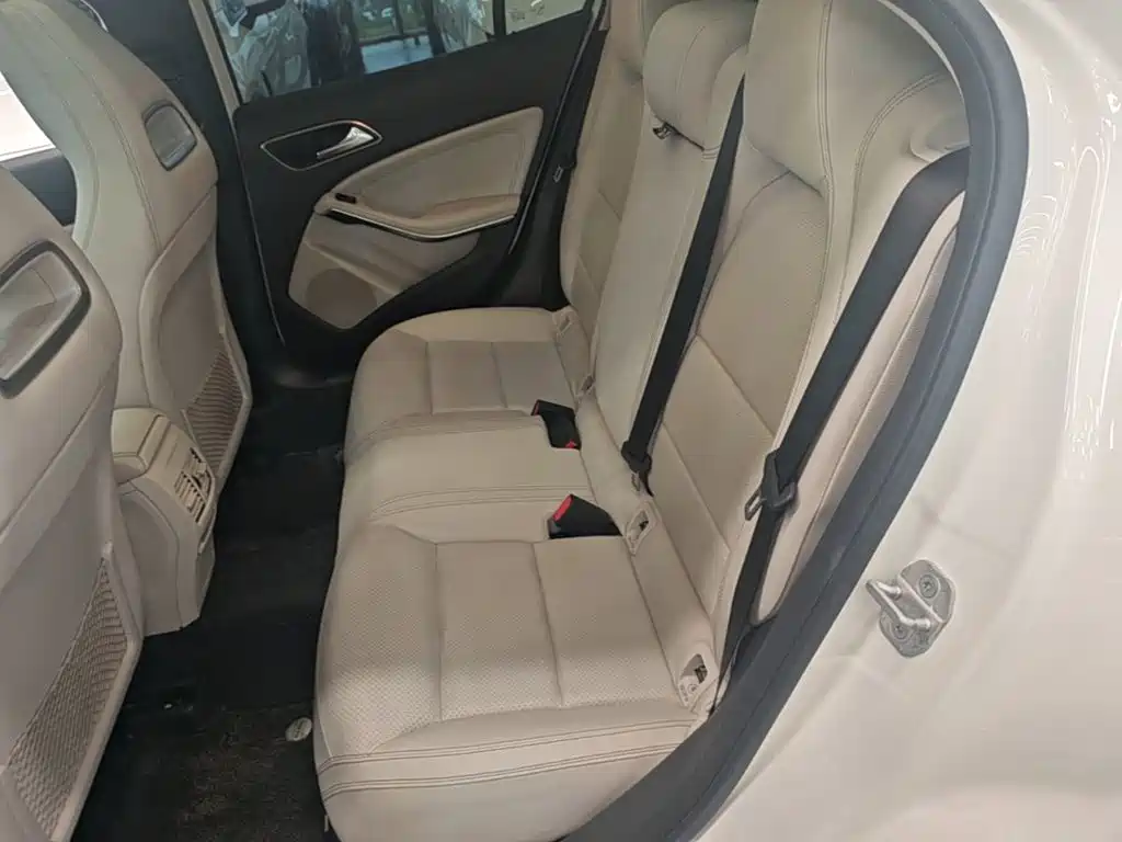 Mercedes-Benz GLA 2016 — фото 17