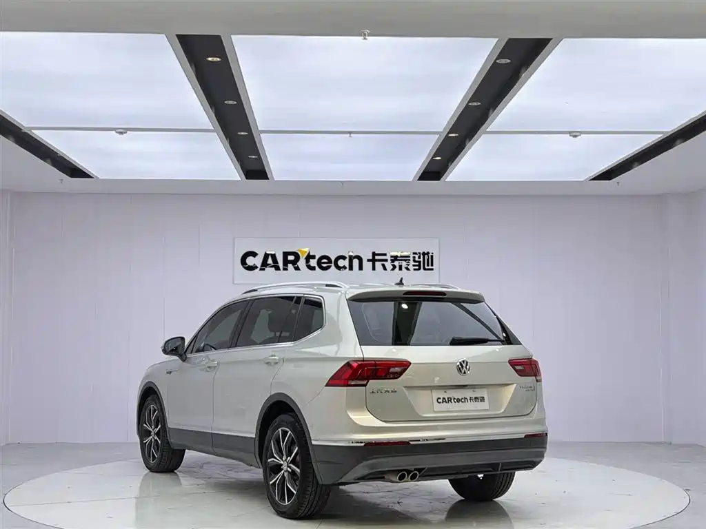 Volkswagen Tiguan L 2020 — фото 3