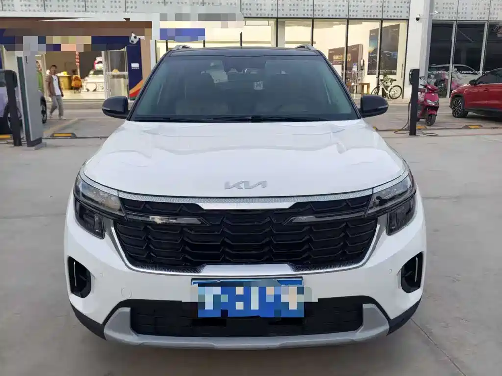 Kia Seltos 2023 — фото 2