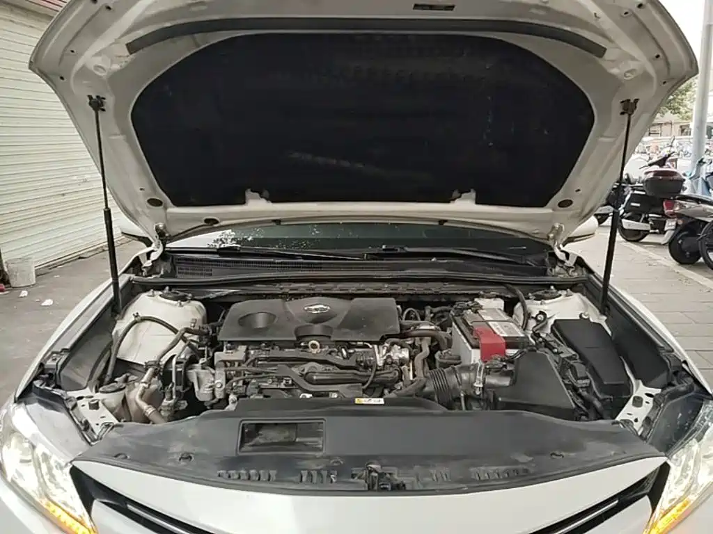 Toyota Camry 2020 — фото 20