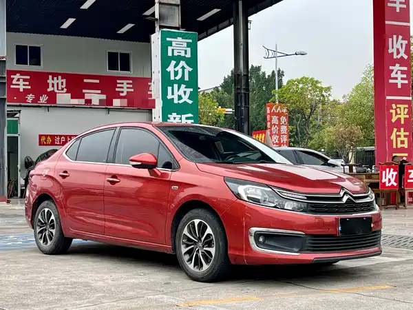 Citroën C4L 2016