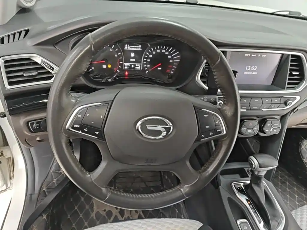 GAC Motor Trumpchi GS4 2017 — фото 11
