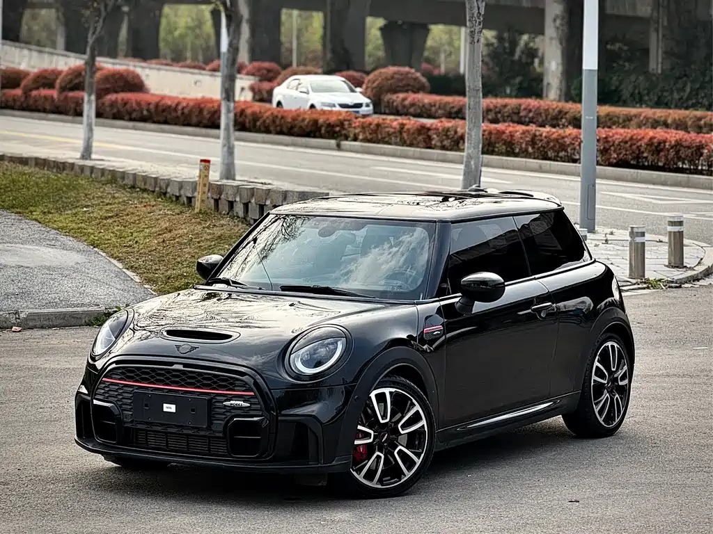 MINI JCW 2022