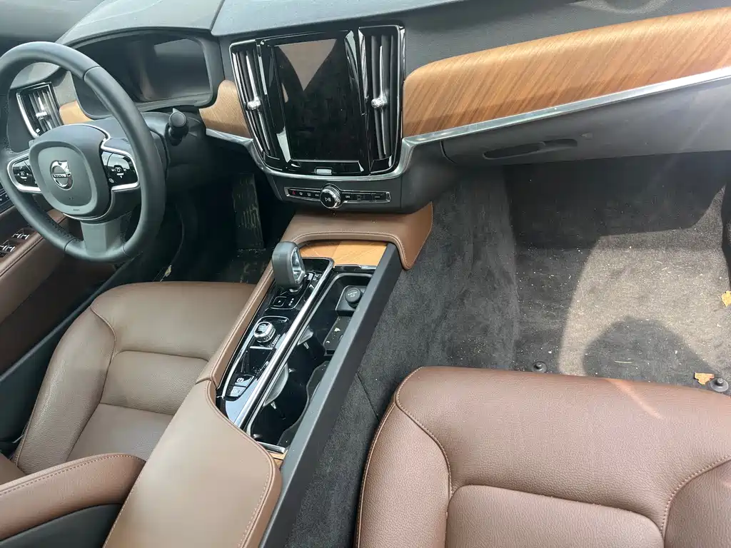 Volvo S90 2025 — фото 8