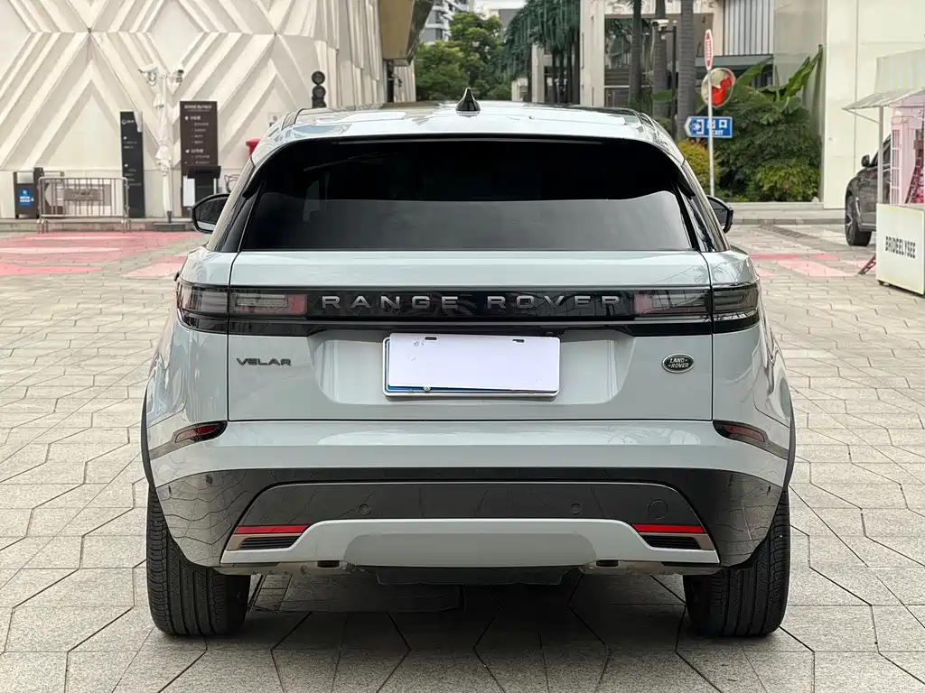 Land Rover Velar 2024 — фото 5