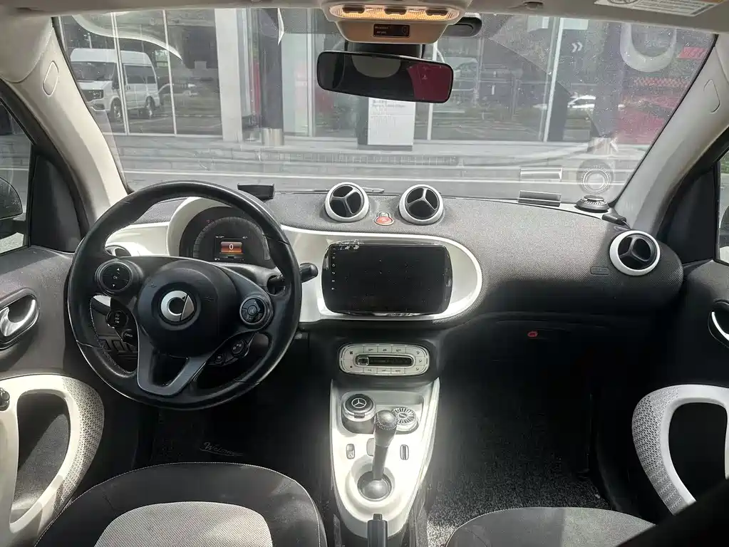 smart Fortwo 2016 — фото 7