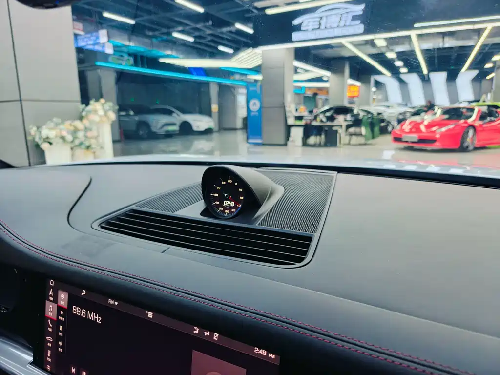 Porsche Panamera 2017 — фото 20