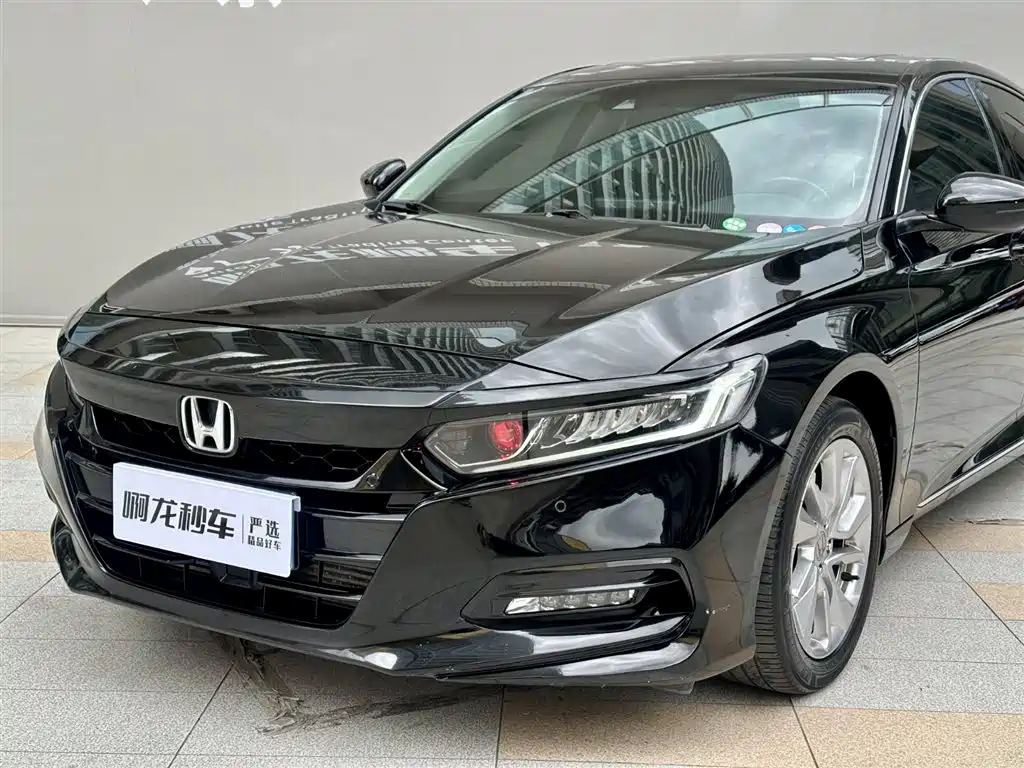 Honda Accord 2020 — фото 16