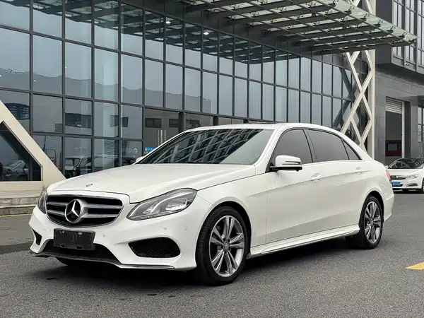 Mercedes-Benz E-Class 2015