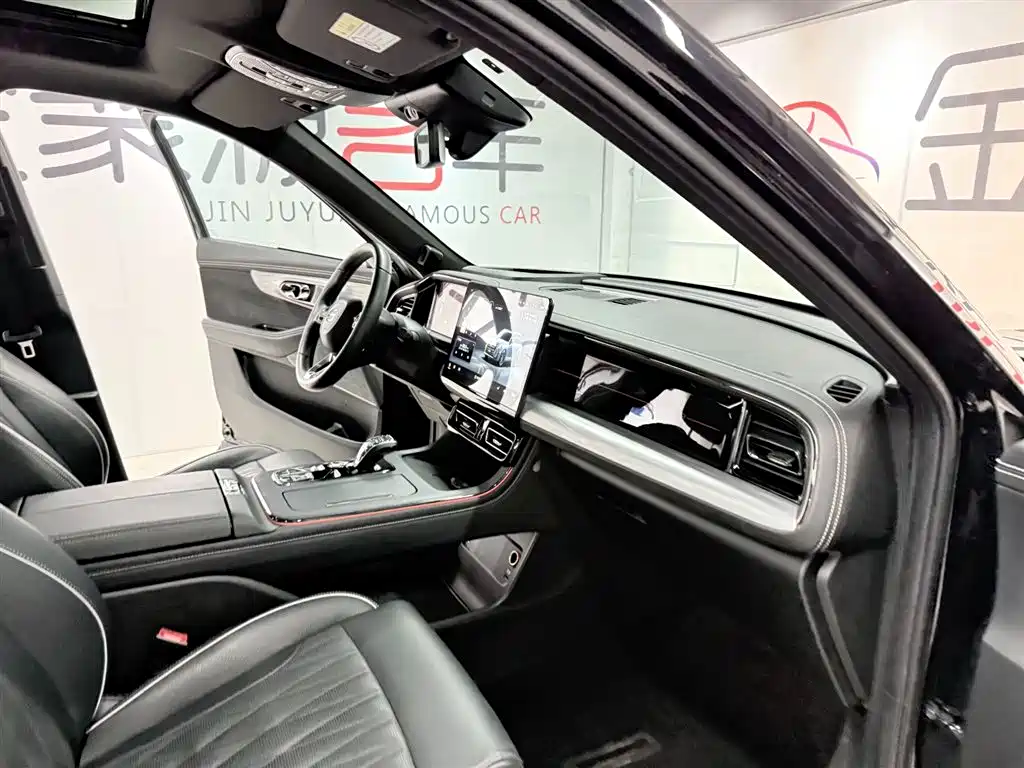 GAC Motor Trumpchi GS8 2023 — фото 17