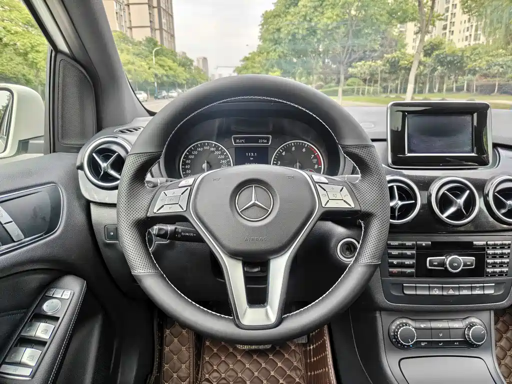 Mercedes-Benz B-Class 2014 — фото 10