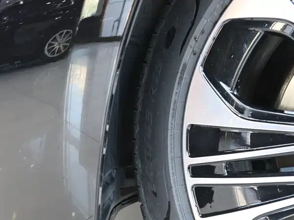 Mercedes-Benz E-Class 2025