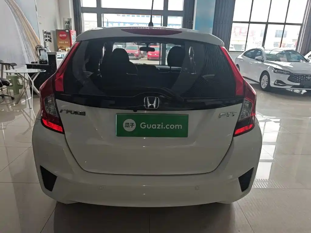 Honda Fit 2017 — фото 6