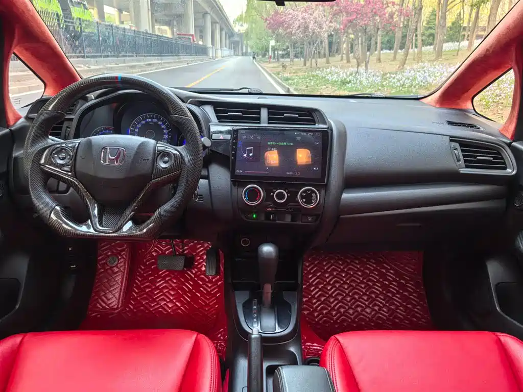 Honda Fit 2019 — фото 10