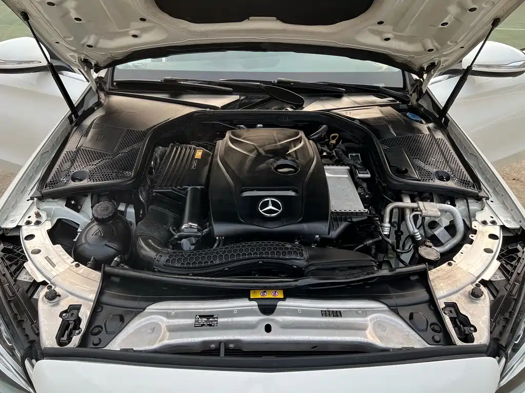 Mercedes-Benz C-Class 2017 — фото 20