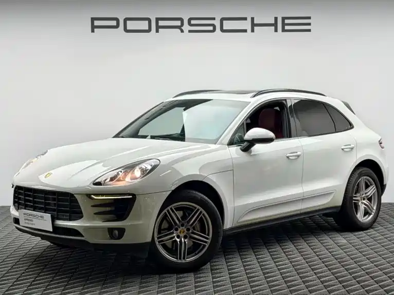 Porsche Macan 2015 — фото 1