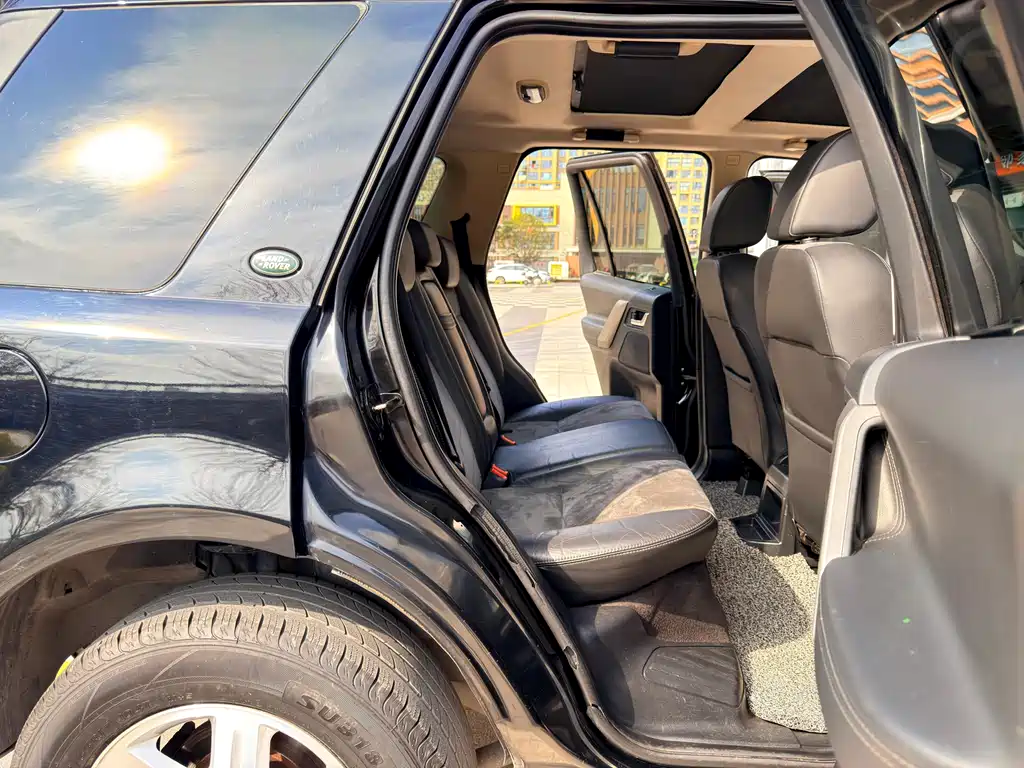 Land Rover Freelander 2 2010 — фото 10