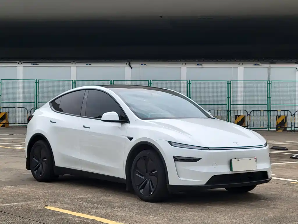 Tesla Model Y 2026 — фото 3