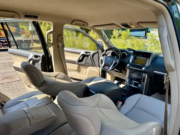 Toyota Prado 2010