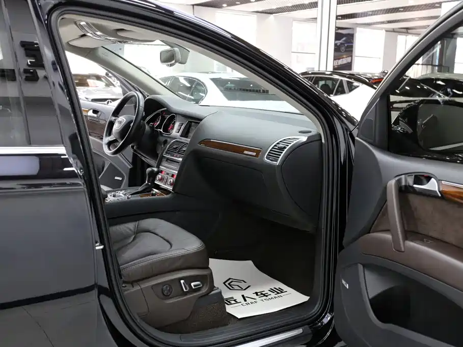 Audi Q7 2014 — фото 19
