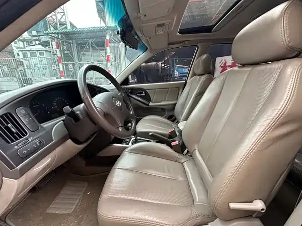 Hyundai Elantra 2005