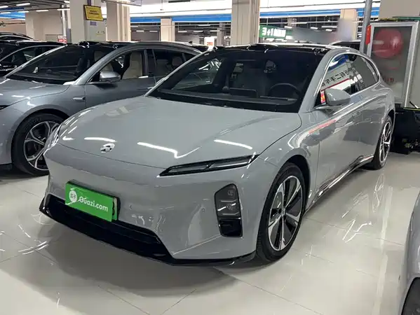 NIO ET5T 2025