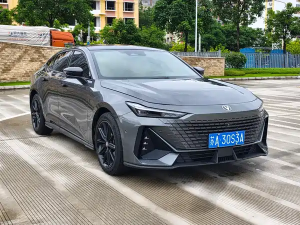 Changan UNI-V 2023