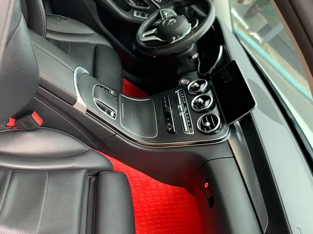 Mercedes-Benz C-Class 2019 — фото 14
