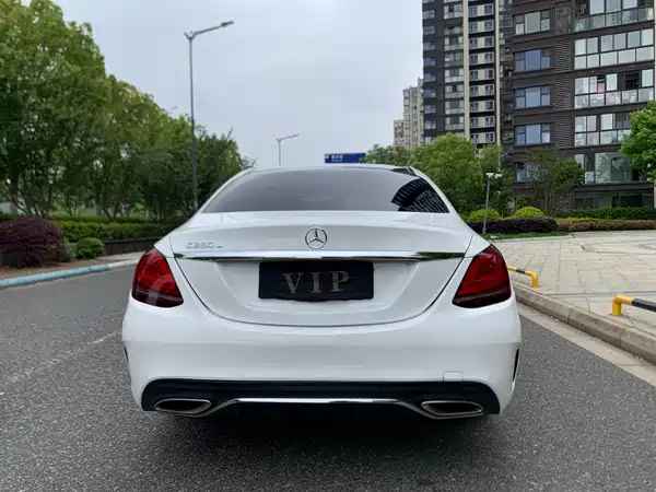Mercedes-Benz C-Class 2019