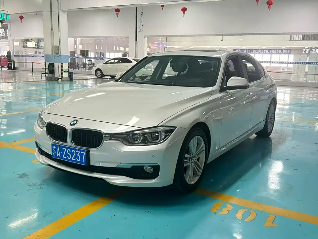 BMW 3 Series 2016 — фото 1