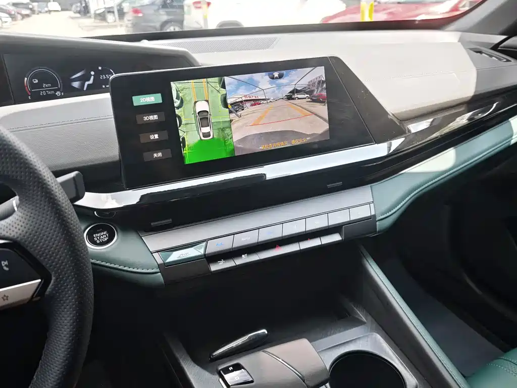 Changan UNI-V Smart Electric Idd 2026 — фото 5