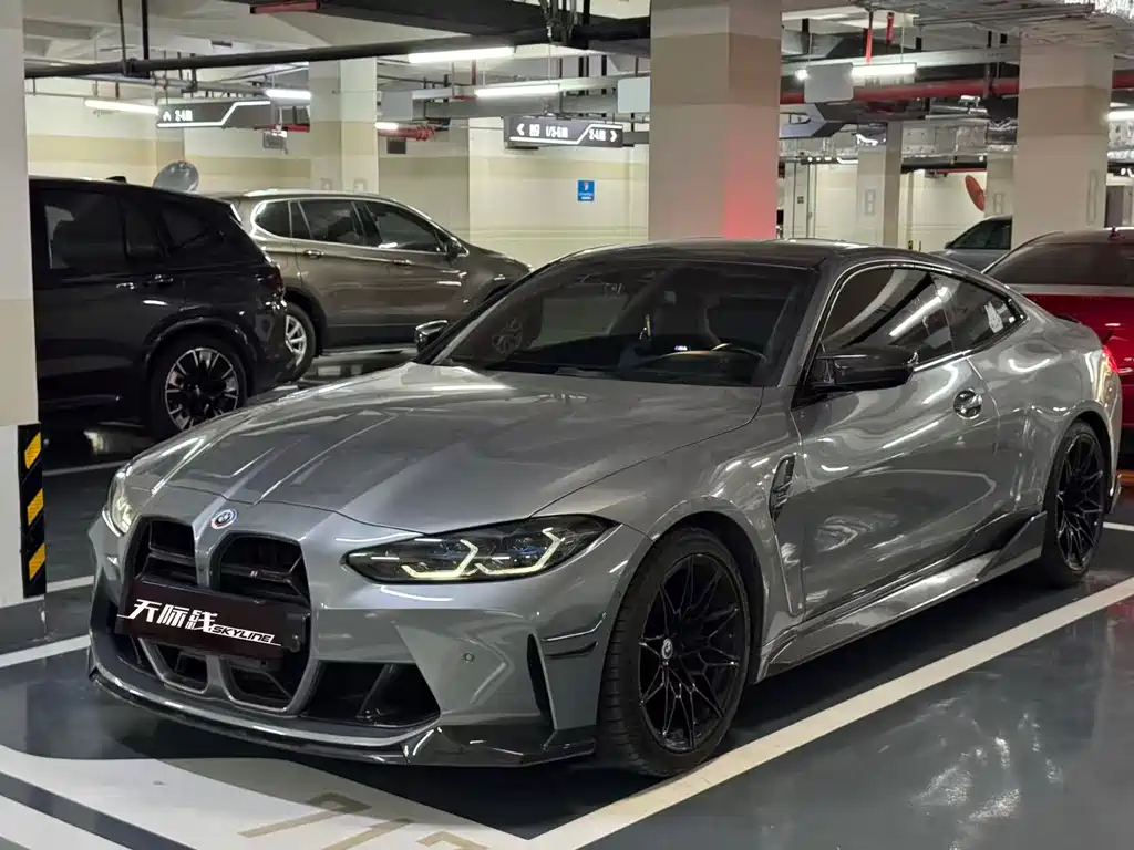 BMW M4 2022 — фото 1