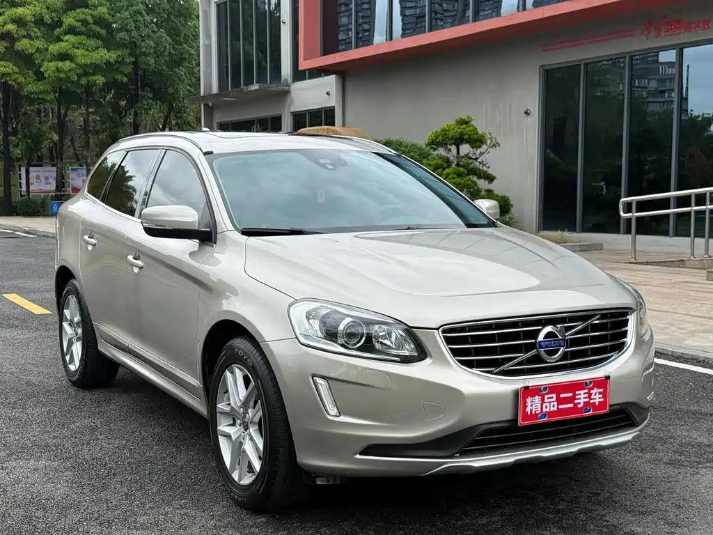 Volvo XC60 2017 — фото 3