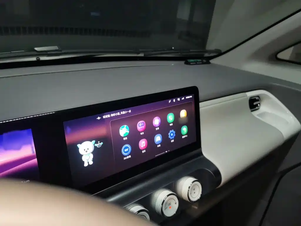 Wuling Air ev Clear Sky 2023 — фото 6